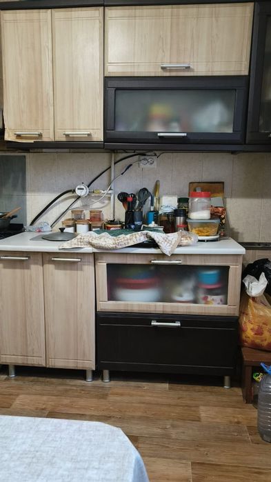 Кухонная мебель гарнитур