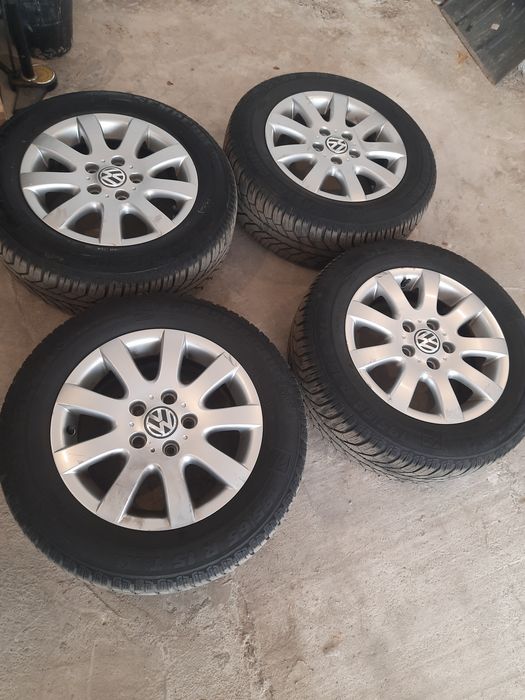 Зимни гуми с джанти 15"