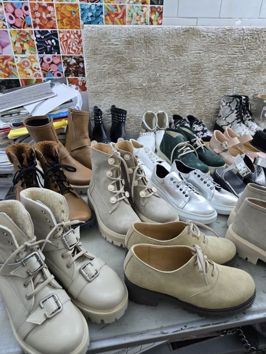 Vand urgent afacere la cheie- incaltamine/marochinarie