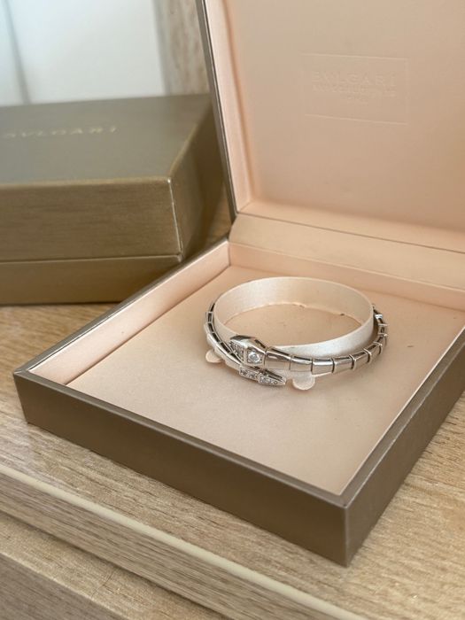 Гривна Bvlgari, Bulgari