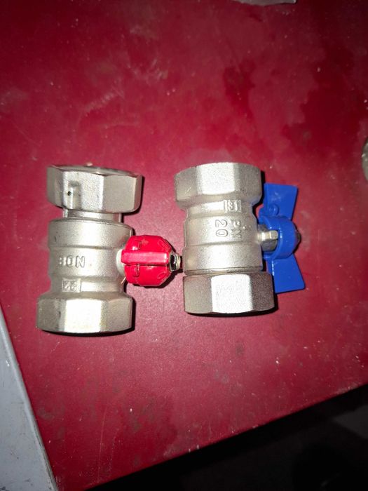 Robineți cu semiolandez 1" si golire de 1/2