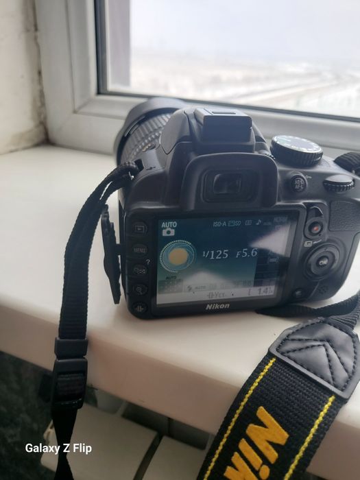 Профессиональный фотоаппарат