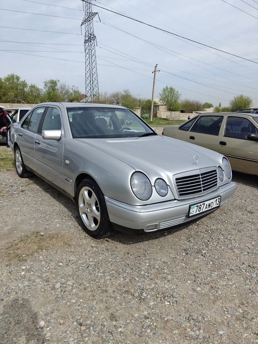 Мерс 210 лупарик