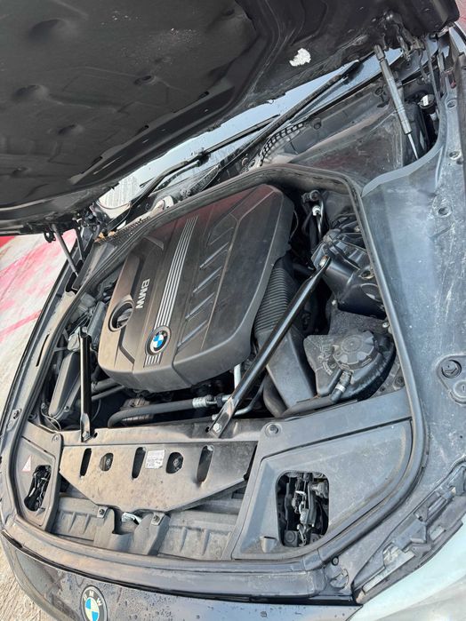 Dezmembram BMW F10 520d 2012 184cp automat