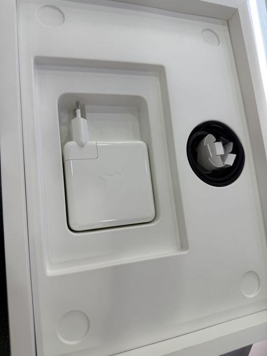 MacBook Pro 14 M3 pro 18/1Тб 100%