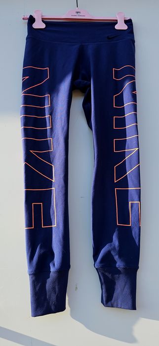 Nike оригинален дамски клин М размер