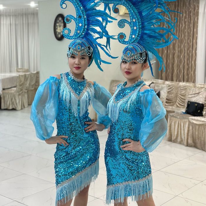 Продам танцевальные костюмы.