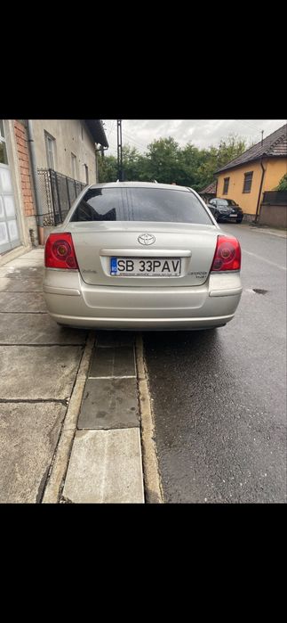 Vand urgent Toyota Avensis T25