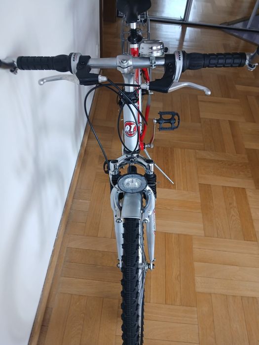 Vând bicicleta adulți