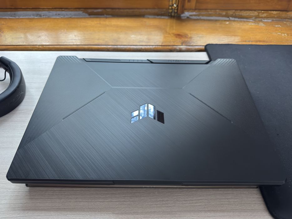 Asus TUF FX506-HE-HN142 15.6