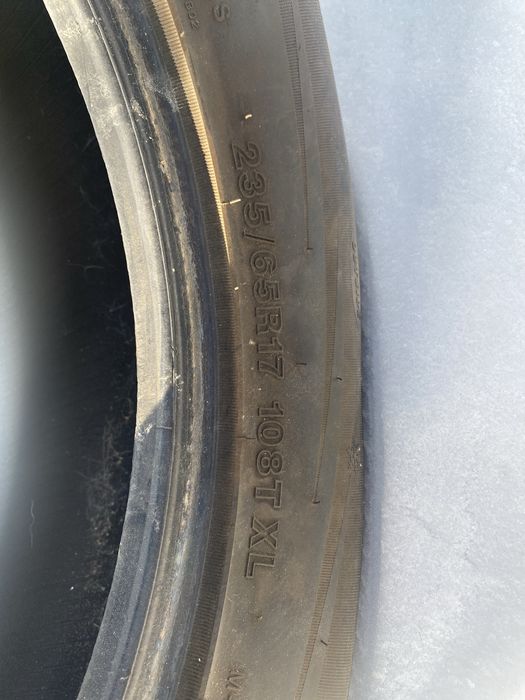 Комплект зимних шин