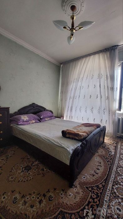 Продаётся на Карасу-2 3ком
