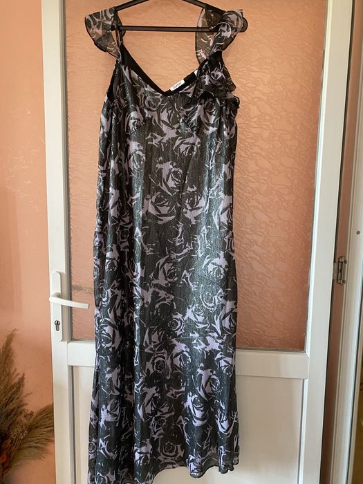 Rochie pentru ocazii, Esprit
