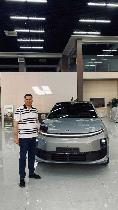 Lixiang марки Li 7 Ultra eсть в наличии 3 года гарантия Мастер аккаунт