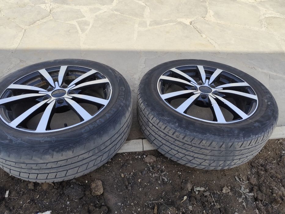 Продам диски с шинай 215/55/17