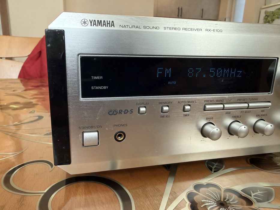 Yamaha RX-E100 Мини ресивър