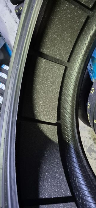 285 40 23 - 285 45 22 anvelope allseason Pirelli