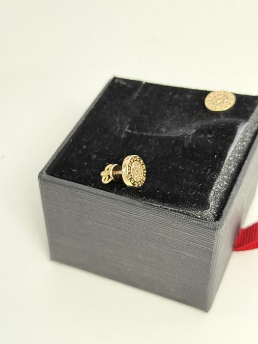 Золотые пусеты под булгари красивые