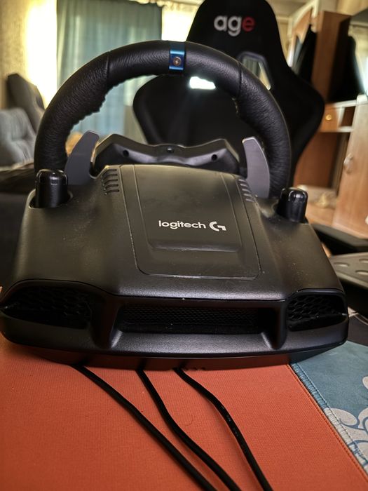 Игровой руль Logitech G29