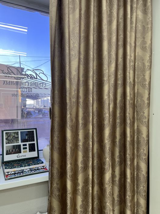 Шторы для спальни или зала