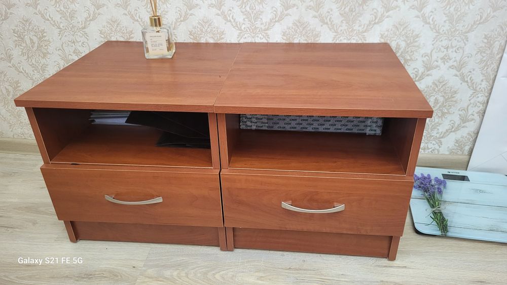 Продам прикроватную тумбу
