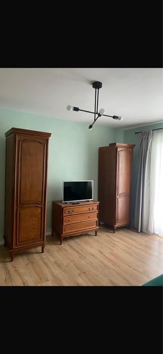 Inchiriez apartament 2 camere et 2. Tudor Vladimirescu