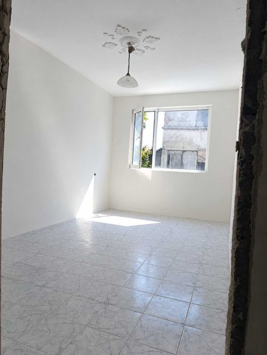 Продава се Четиристаен апартамент в Поморие - 95 кв.м за 1574 €/кв.м - Снимка #2