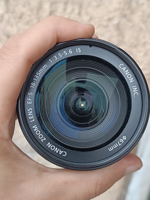 Продам срочно объектив 18/135 EFS