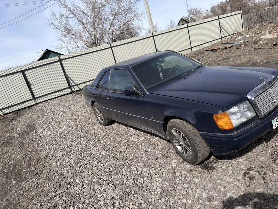 Марседес 124 купе