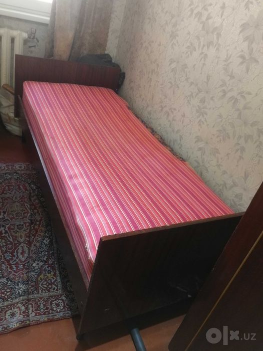 Кровати деревянные 1,5 спальные.Перекупщикам не звонить!