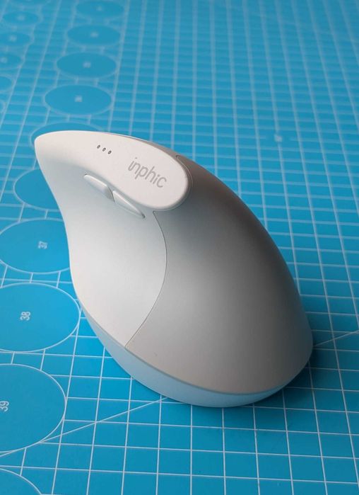 Mouse ergonomic vertical wireless gaming