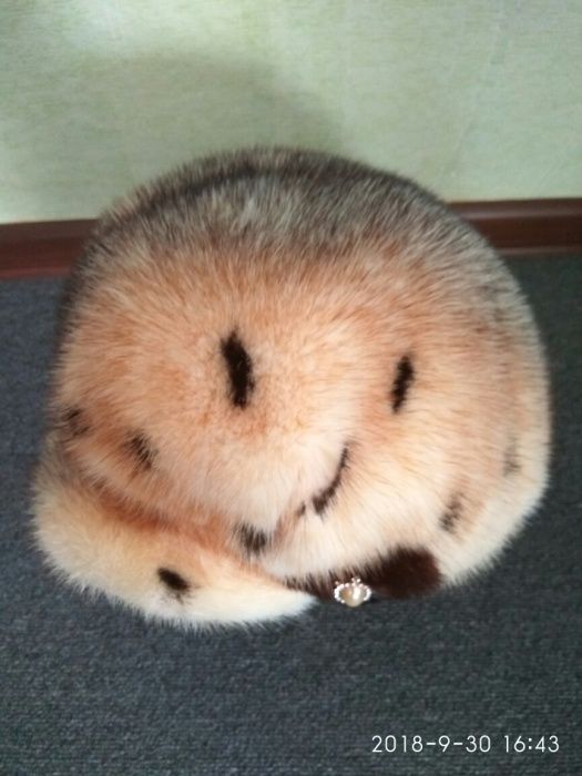 Продам шапку норковую