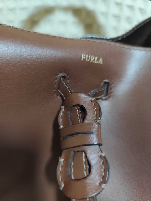Чанта Furla  в кафяв цвят