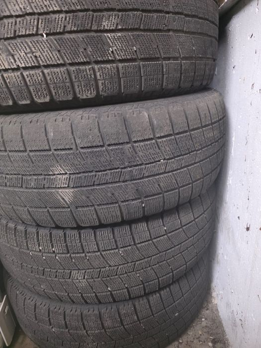 Продам шины на Прадо 150