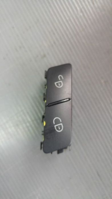 Buton blocare-deblocare usi usa dreapta fata mercedes c-class w204 break a20487064 03151610