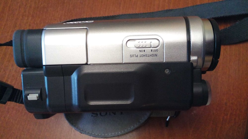 Видеокамера SONY