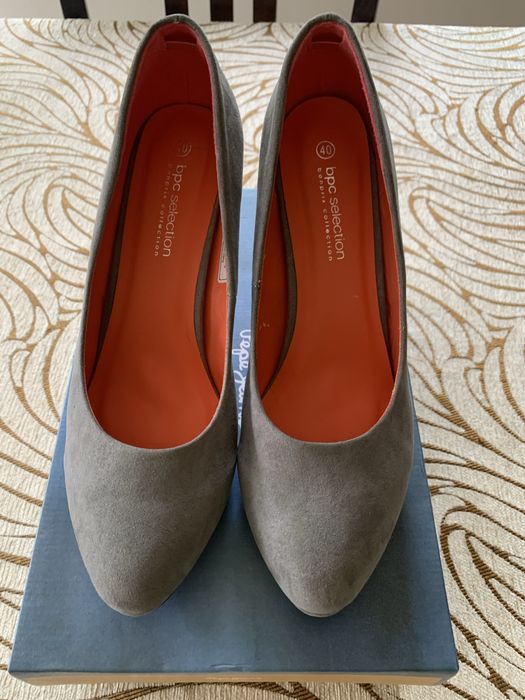 Pantofi cu toc BonPrix NOI marime 40