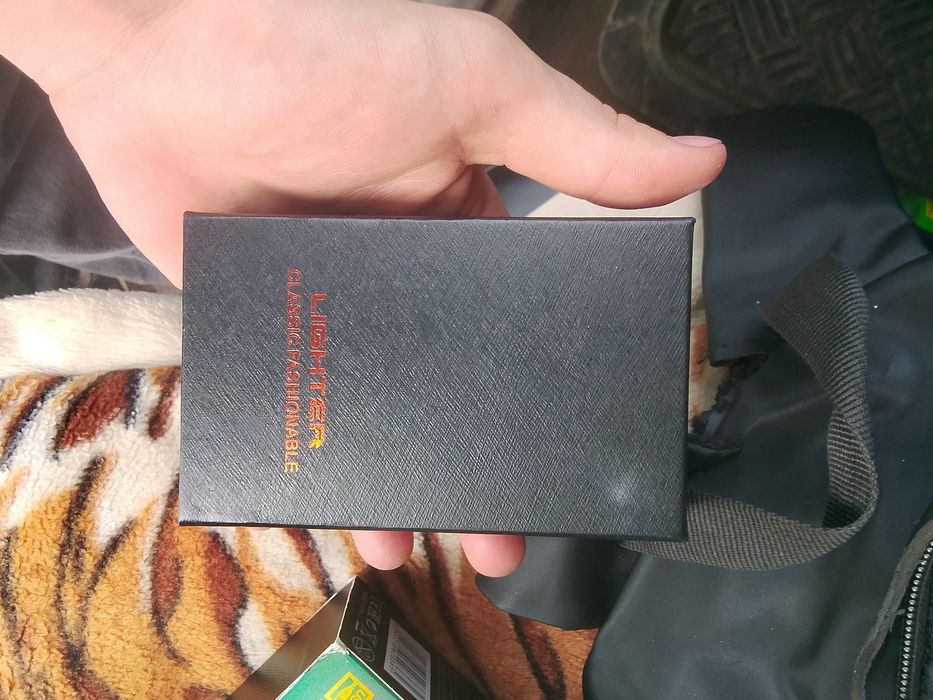 Электрозажигалка