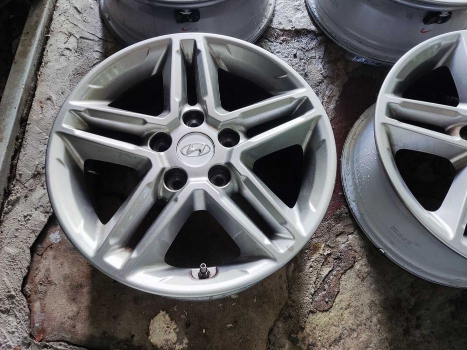 Hyundai 16 цoла 5х114,3 оригинални лeти джaнти за Хюндай 5x114,3 .