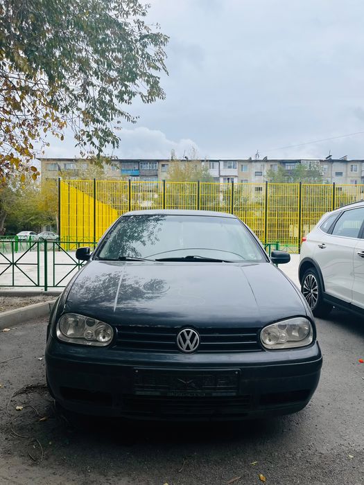 Volkswagen Golf 4