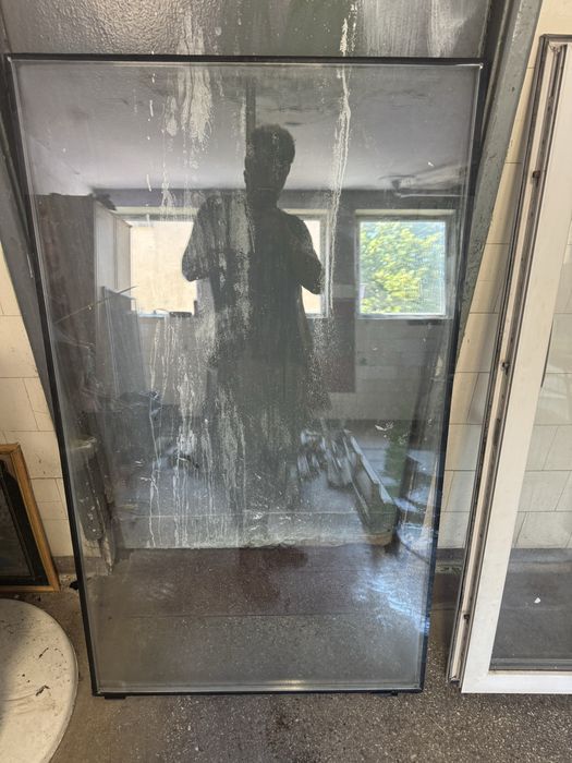 Geam termopan PVC alb – stare bună, fără fisuri sau sparturi