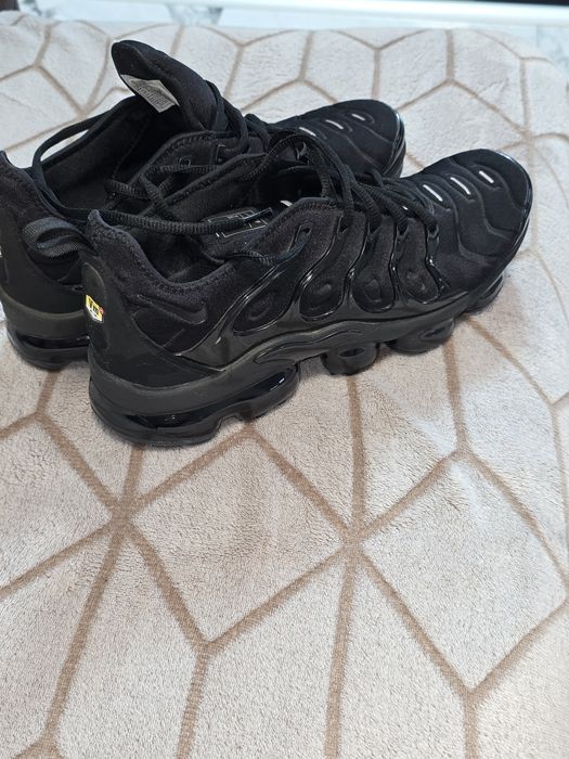 Vapormax plus barbati