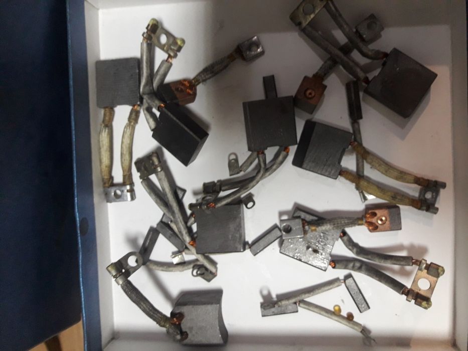 Продам щетки СССР, щётки генератора, щётки электроприборы.