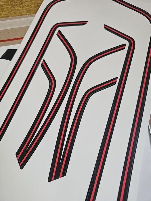 Емблеми cz 350 12v