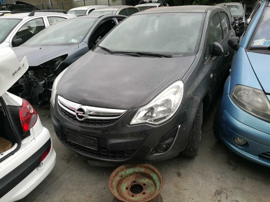 Динамо/Алтернатор за Опел Корса Д/Opel Corsa D 2012 A 12 XER  1.2