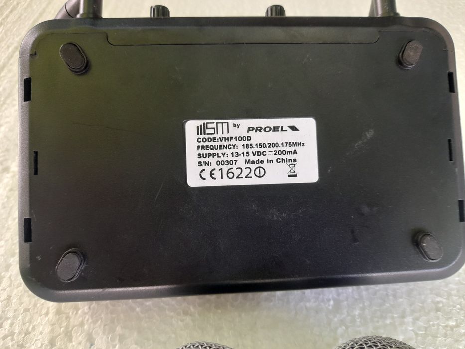 set doua microfoane wireless Gemini / Proel. /.  Voocopro