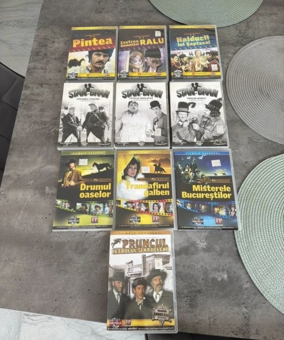 Filme monede si figurine