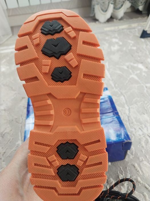 Сатылады қыстық балалар етігі