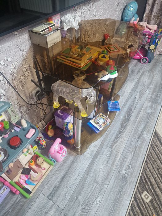 Стеклянная тв тумба