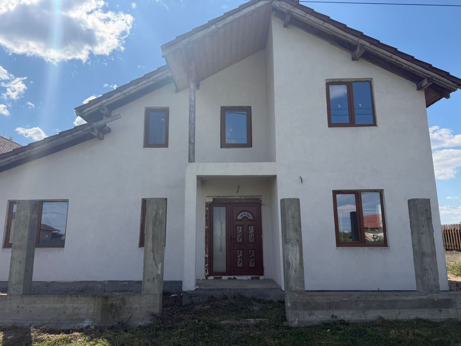Casa noua  Vila Mandruloc / Arad